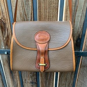 Vintage Dooney and Bourke AWL Essex Bag